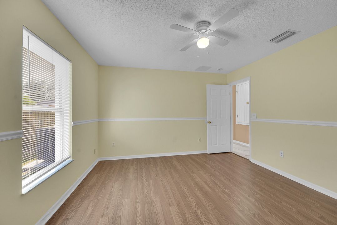 出租: $2,500 (4 贝兹, 3 浴室, 2434 平方英尺)