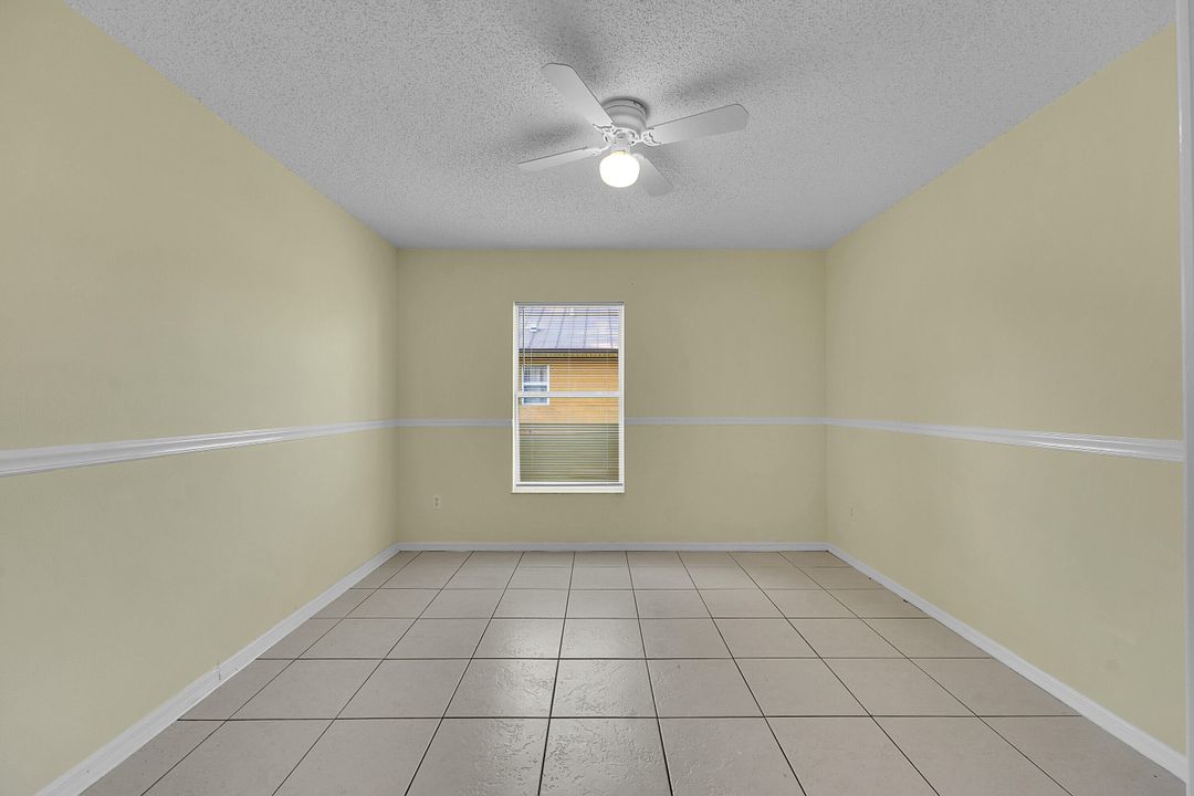 出租: $2,500 (4 贝兹, 3 浴室, 2434 平方英尺)