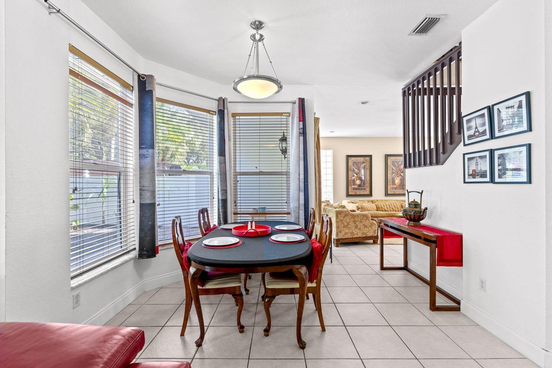 待售: $635,000 (6 贝兹, 4 浴室, 3424 平方英尺)