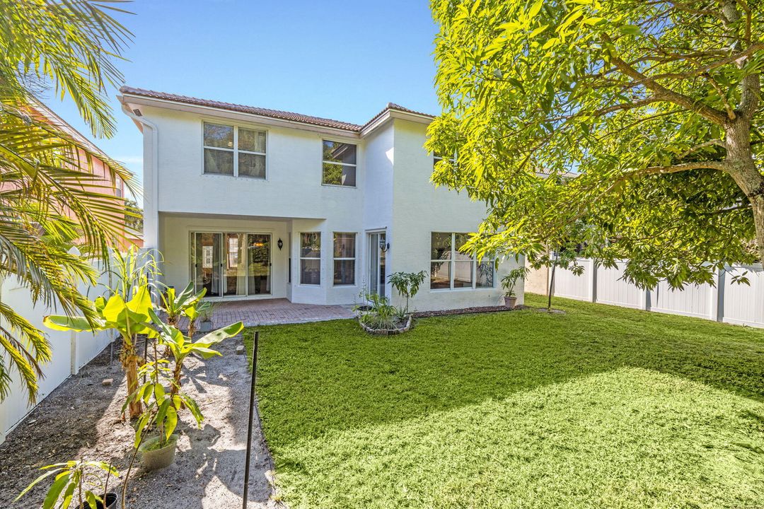 待售: $635,000 (6 贝兹, 4 浴室, 3424 平方英尺)