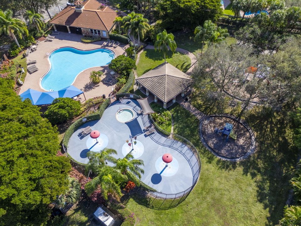 待售: $635,000 (6 贝兹, 4 浴室, 3424 平方英尺)