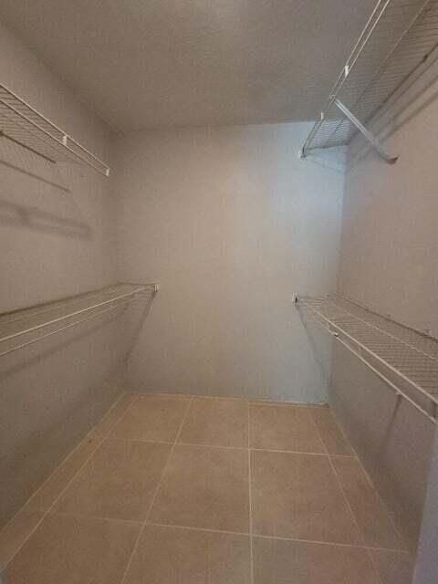 待售: $229,900 (2 贝兹, 2 浴室, 1201 平方英尺)