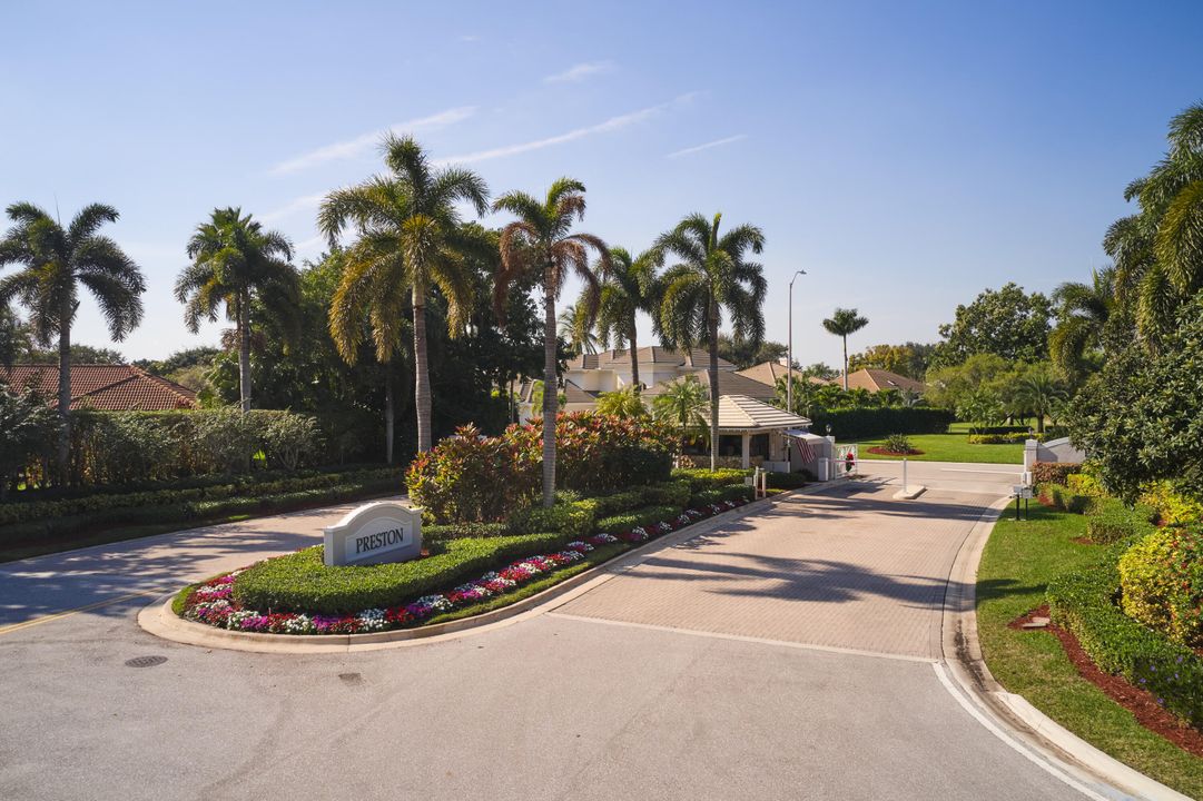 En Venta: $1,095,000 (3 camas, 3 baños, 2615 Pies cuadrados)