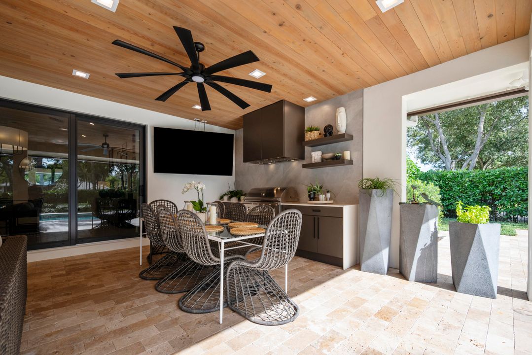 For Sale: $5,495,000 (5 beds, 7 baths, 4835 Square Feet)