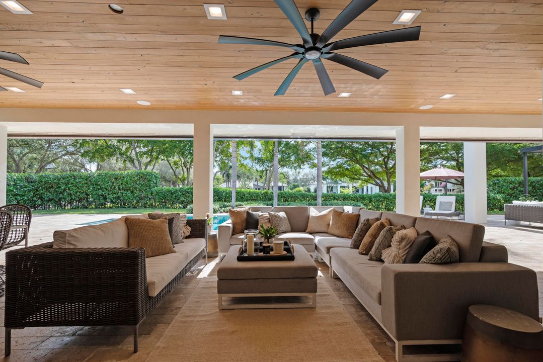 For Sale: $5,495,000 (5 beds, 7 baths, 4835 Square Feet)