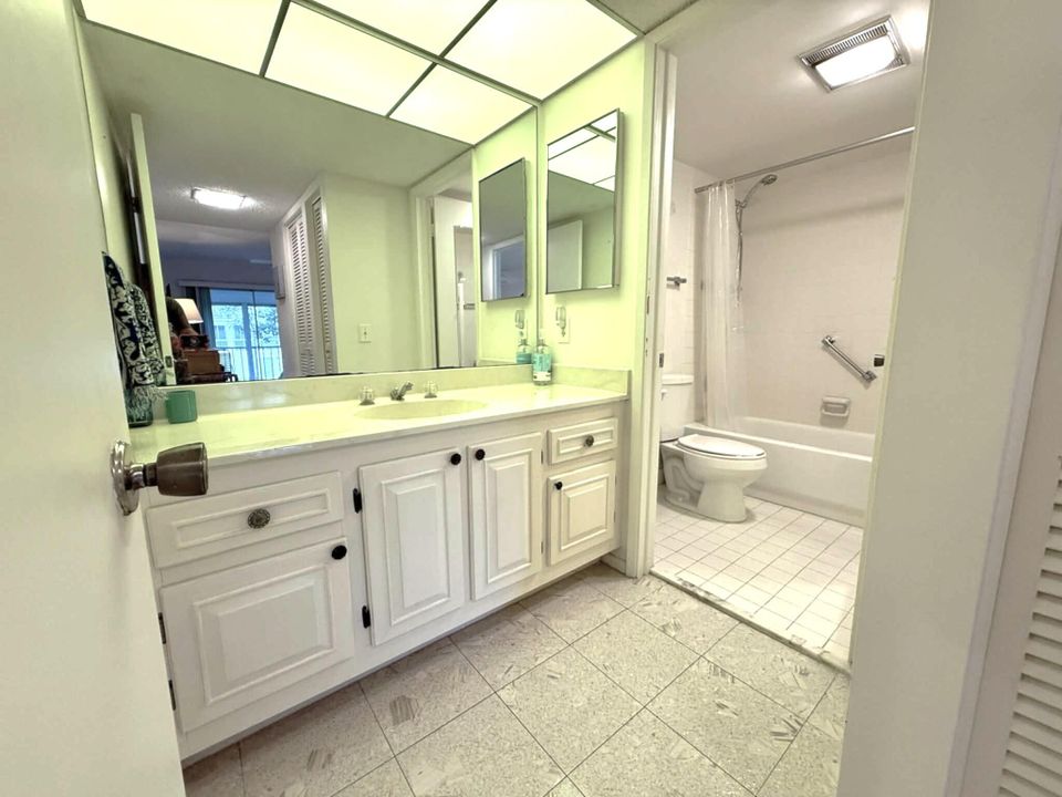 На продажу: $90,000 (1 спален, 1 ванн, 662 Квадратных фут)