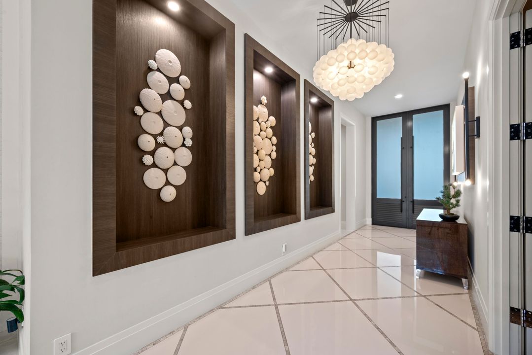 For Sale: $5,495,000 (5 beds, 7 baths, 4835 Square Feet)