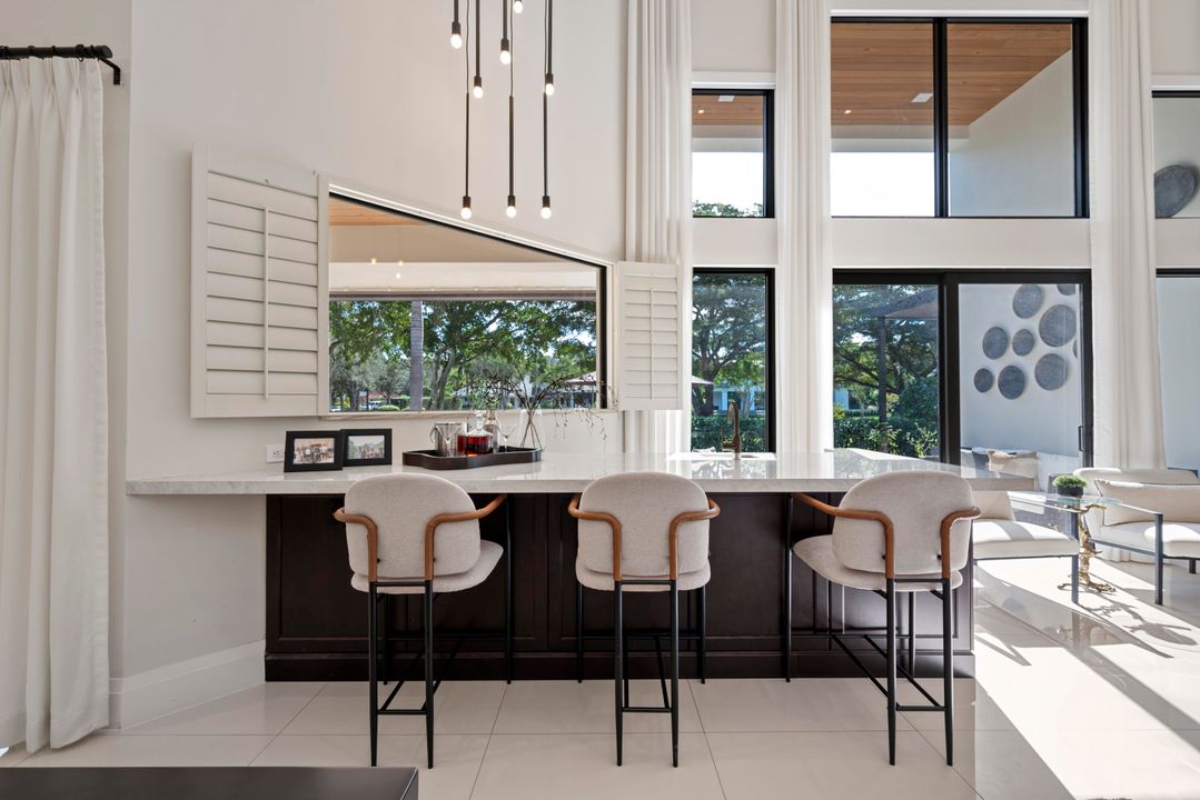 For Sale: $5,495,000 (5 beds, 7 baths, 4835 Square Feet)