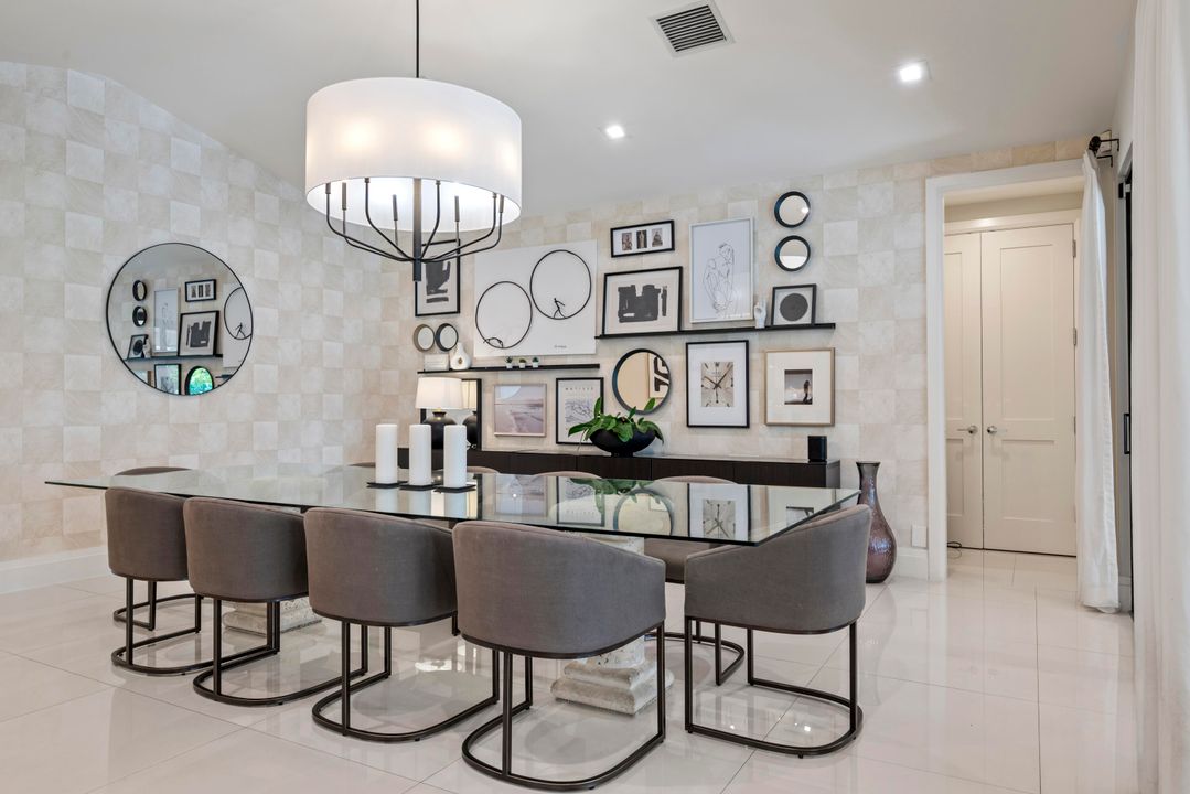 For Sale: $5,495,000 (5 beds, 7 baths, 4835 Square Feet)