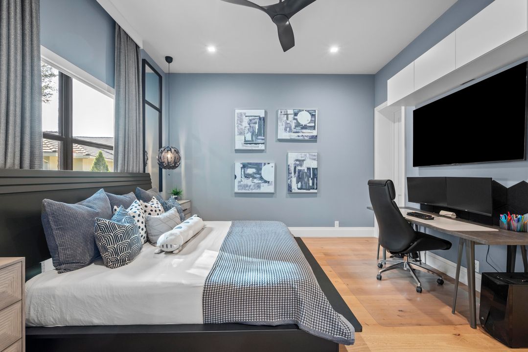 For Sale: $5,495,000 (5 beds, 7 baths, 4835 Square Feet)