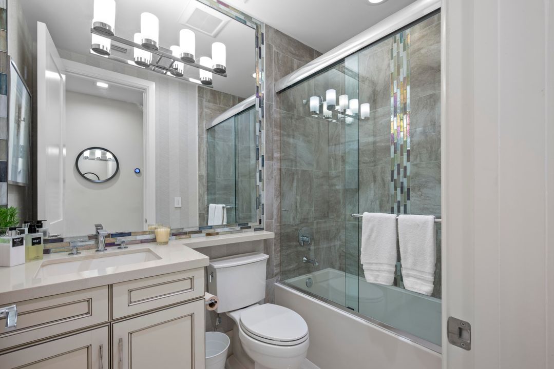 For Sale: $5,495,000 (5 beds, 7 baths, 4835 Square Feet)