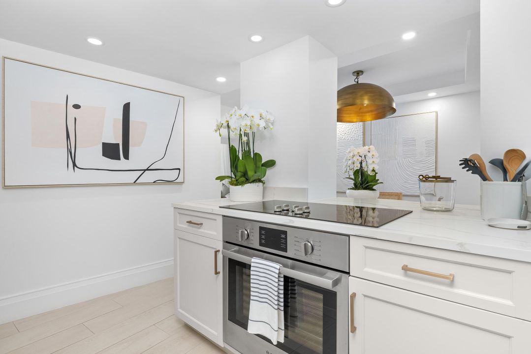 For Sale: $1,650,000 (1 beds, 1 baths, 1097 Square Feet)