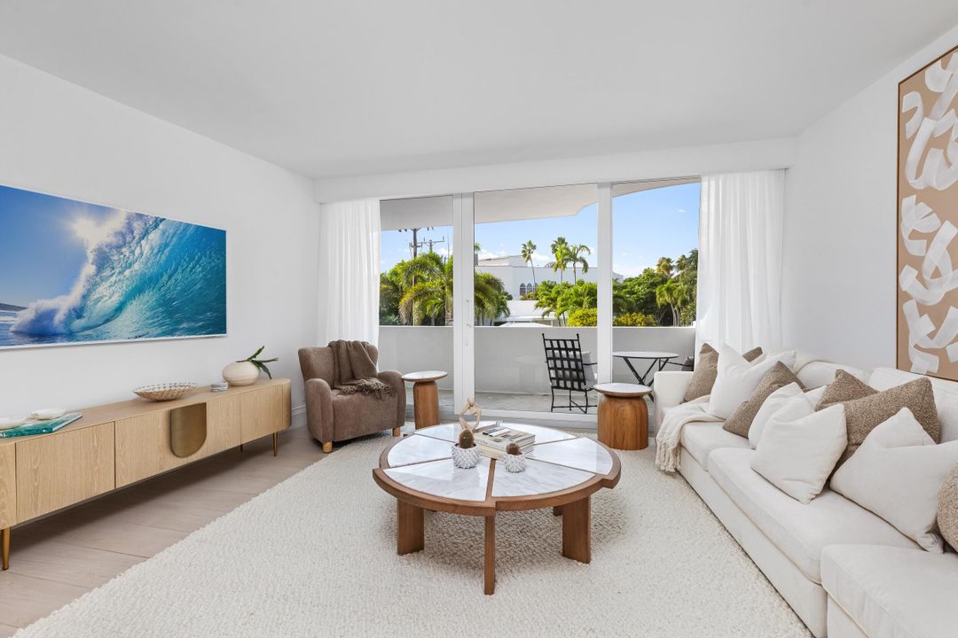 For Sale: $1,650,000 (1 beds, 1 baths, 1097 Square Feet)