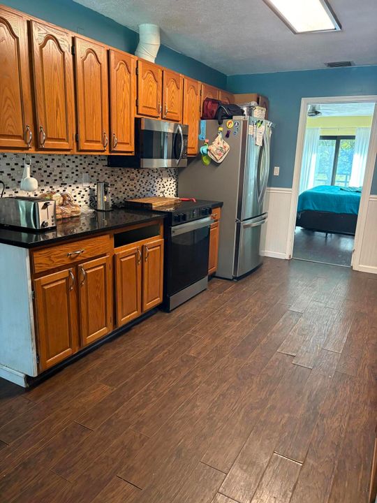 En Venta: $813,000 (4 camas, 2 baños, 2232 Pies cuadrados)