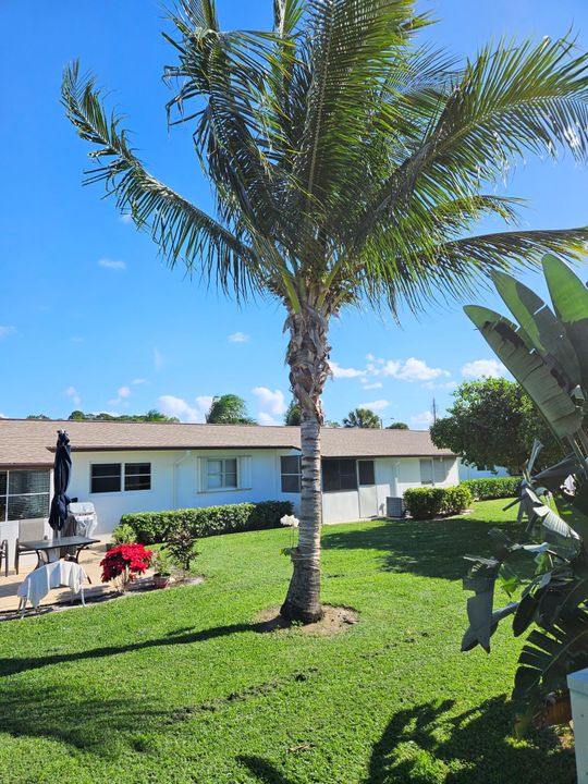 待售: $96,900 (1 贝兹, 1 浴室, 611 平方英尺)