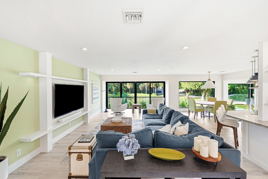 待售: $665,000 (2 贝兹, 2 浴室, 1737 平方英尺)