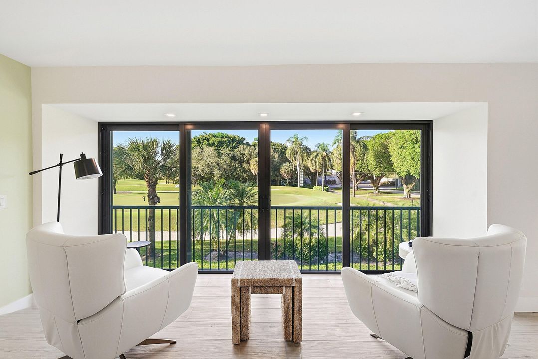 待售: $665,000 (2 贝兹, 2 浴室, 1737 平方英尺)