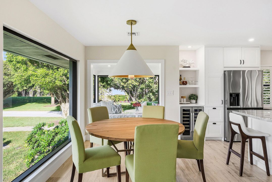 待售: $665,000 (2 贝兹, 2 浴室, 1737 平方英尺)