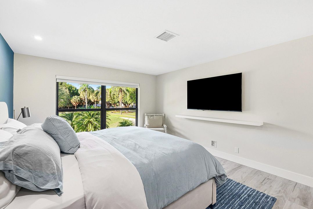 待售: $665,000 (2 贝兹, 2 浴室, 1737 平方英尺)