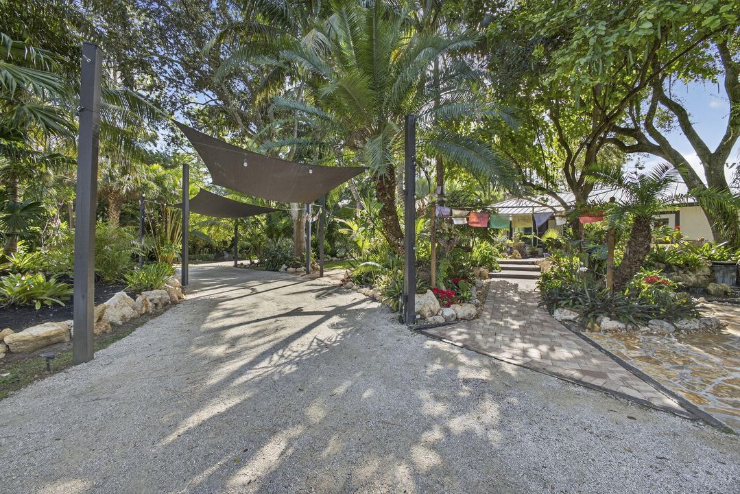 En Venta: $650,000 (4 camas, 2 baños, 1869 Pies cuadrados)