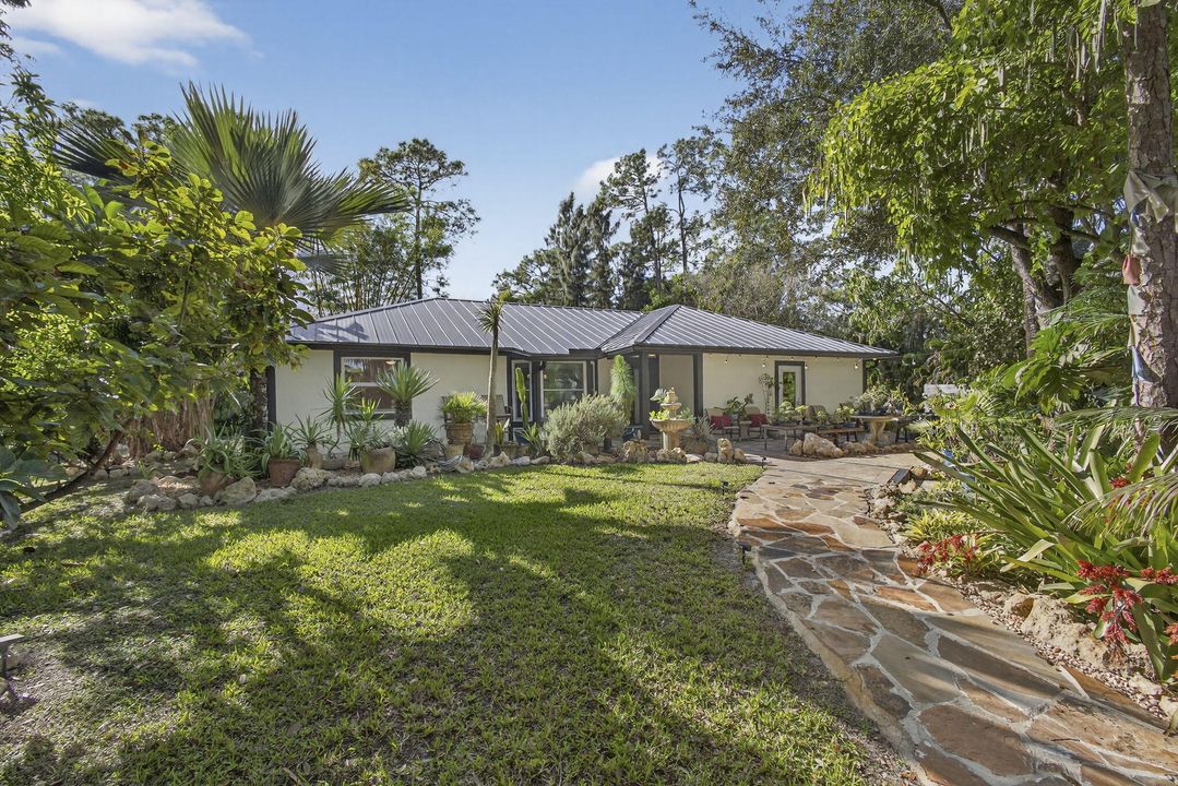 En Venta: $650,000 (4 camas, 2 baños, 1869 Pies cuadrados)