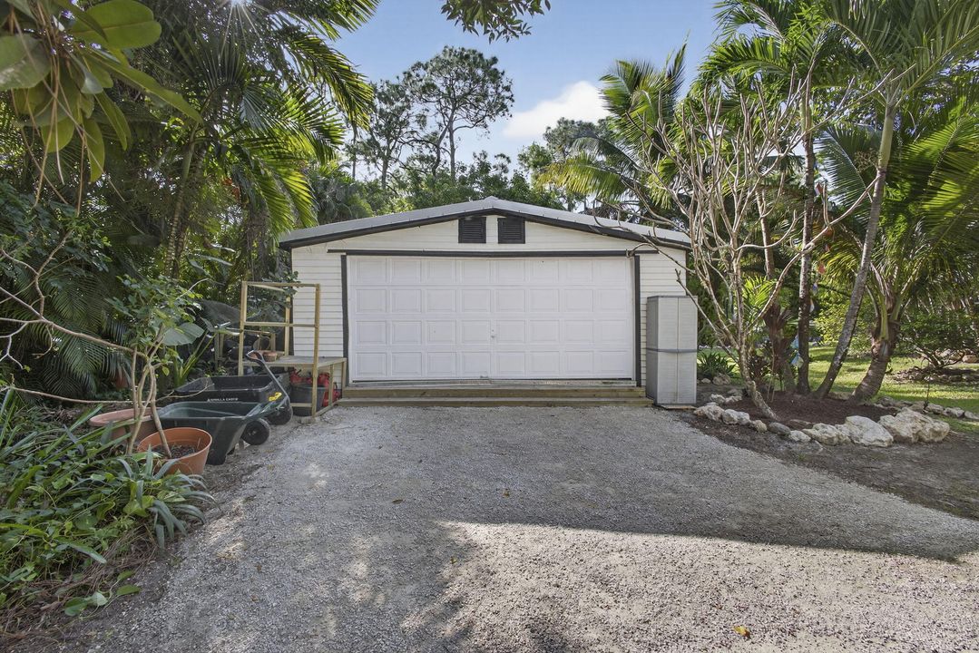 En Venta: $650,000 (4 camas, 2 baños, 1869 Pies cuadrados)