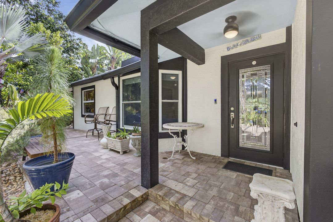 En Venta: $650,000 (4 camas, 2 baños, 1869 Pies cuadrados)