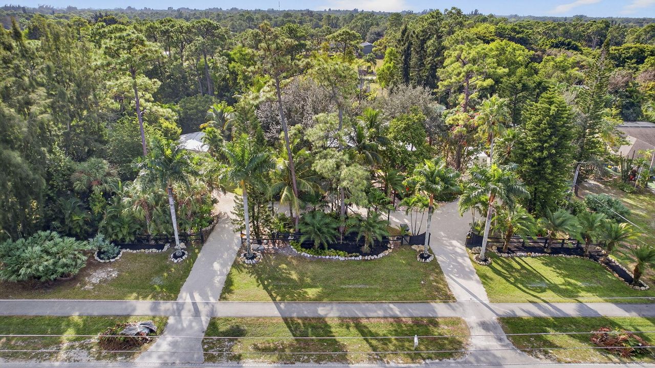 En Venta: $650,000 (4 camas, 2 baños, 1869 Pies cuadrados)