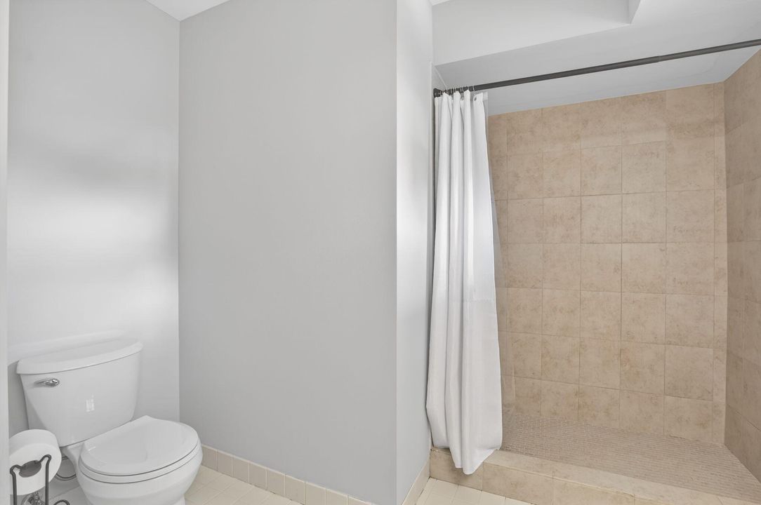 En Venta: $849,000 (3 camas, 2 baños, 1720 Pies cuadrados)