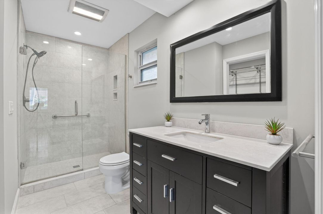 En Venta: $849,000 (3 camas, 2 baños, 1720 Pies cuadrados)