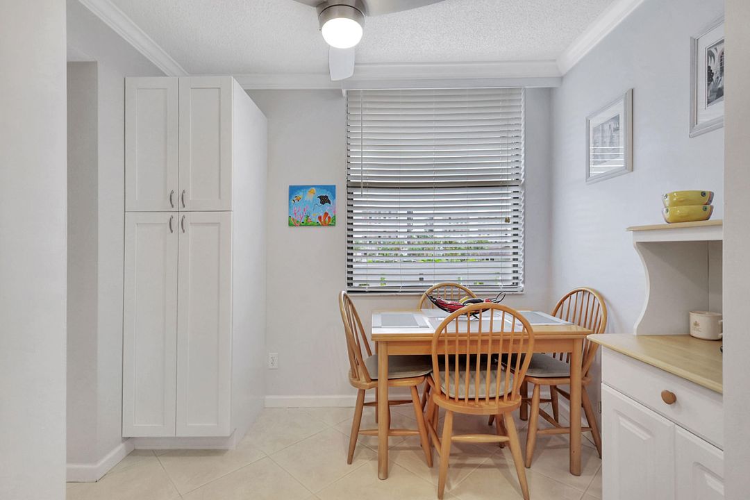 For Rent: $4,500 (2 beds, 2 baths, 1251 Square Feet)