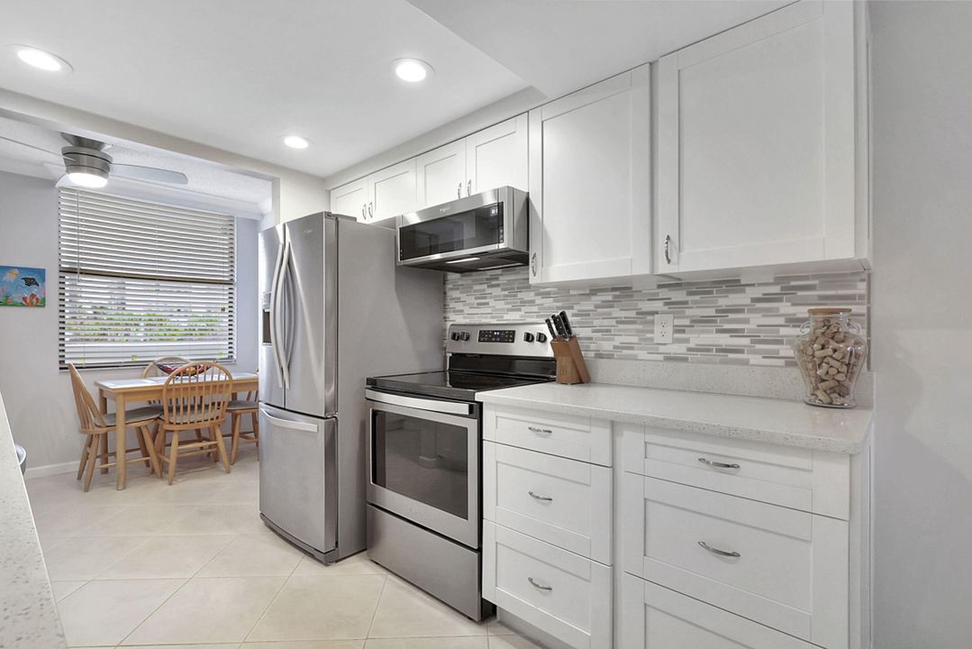 For Rent: $4,500 (2 beds, 2 baths, 1251 Square Feet)