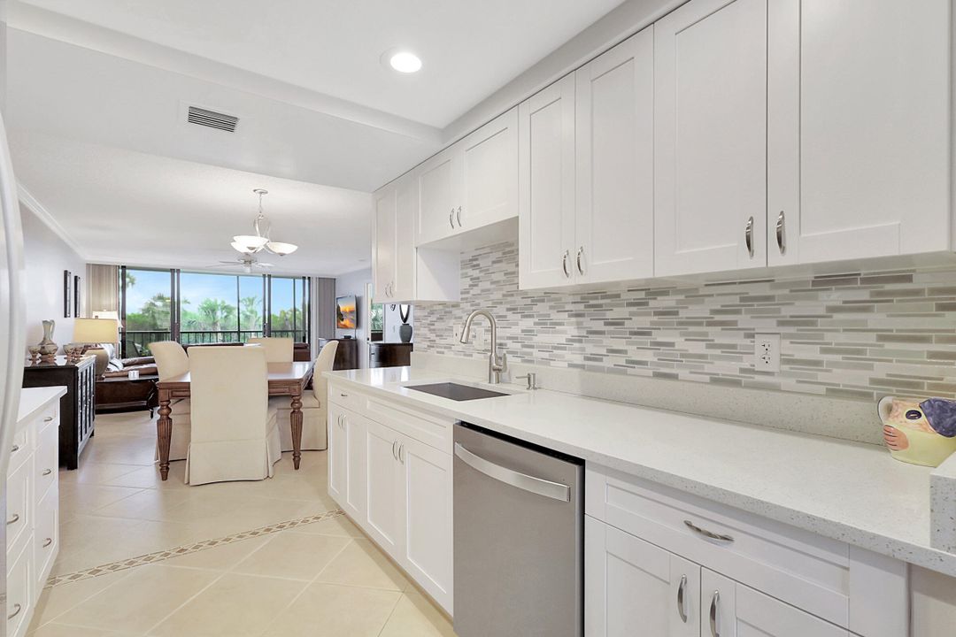 For Rent: $4,500 (2 beds, 2 baths, 1251 Square Feet)