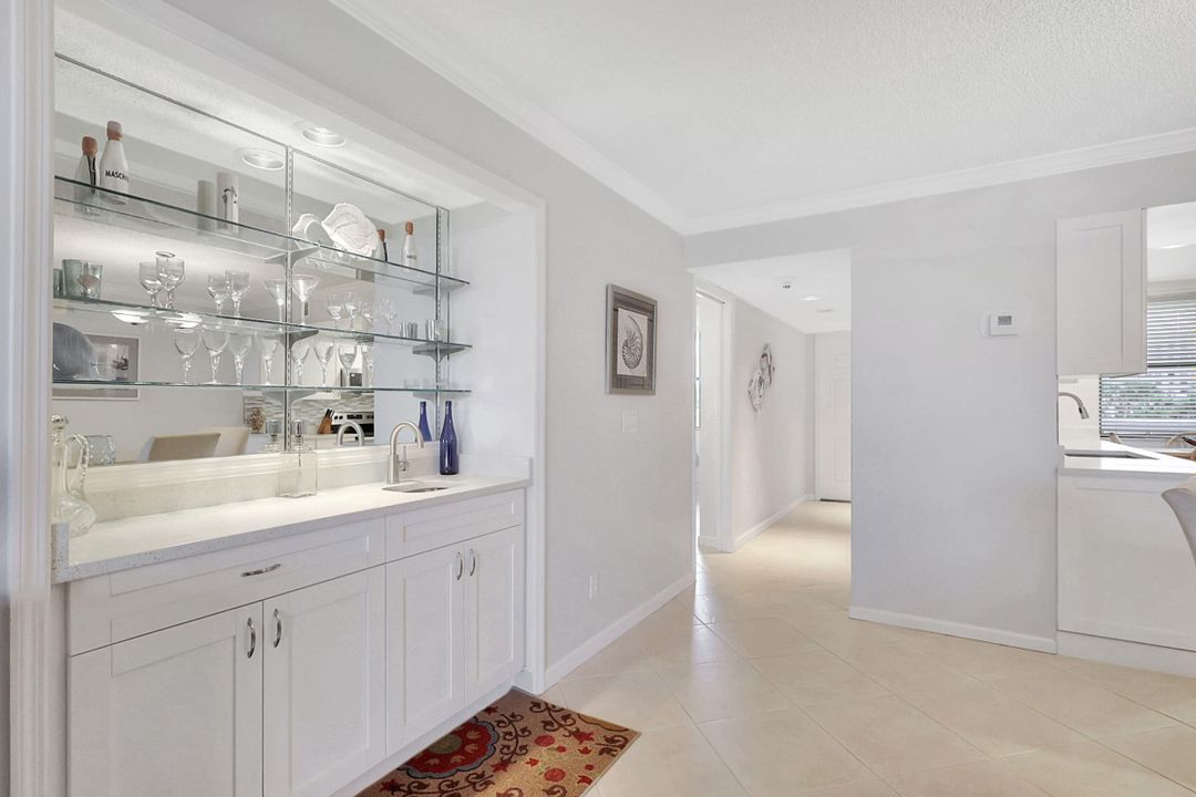 For Rent: $4,500 (2 beds, 2 baths, 1251 Square Feet)