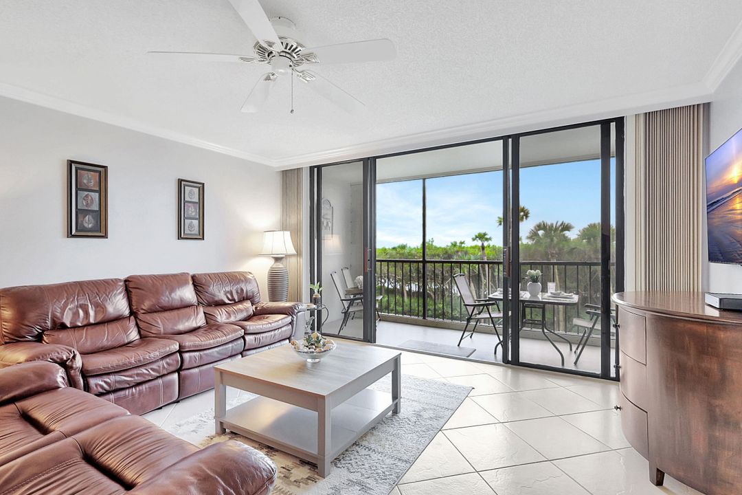 For Rent: $4,500 (2 beds, 2 baths, 1251 Square Feet)