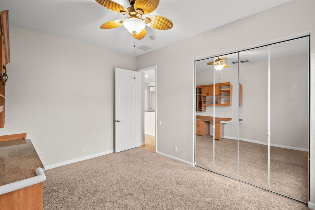 В аренду: $3,800 (5 спален, 4 ванн, 3575 Квадратных фут)