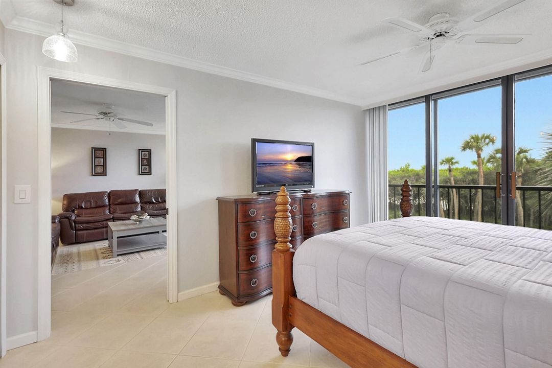 For Rent: $4,500 (2 beds, 2 baths, 1251 Square Feet)