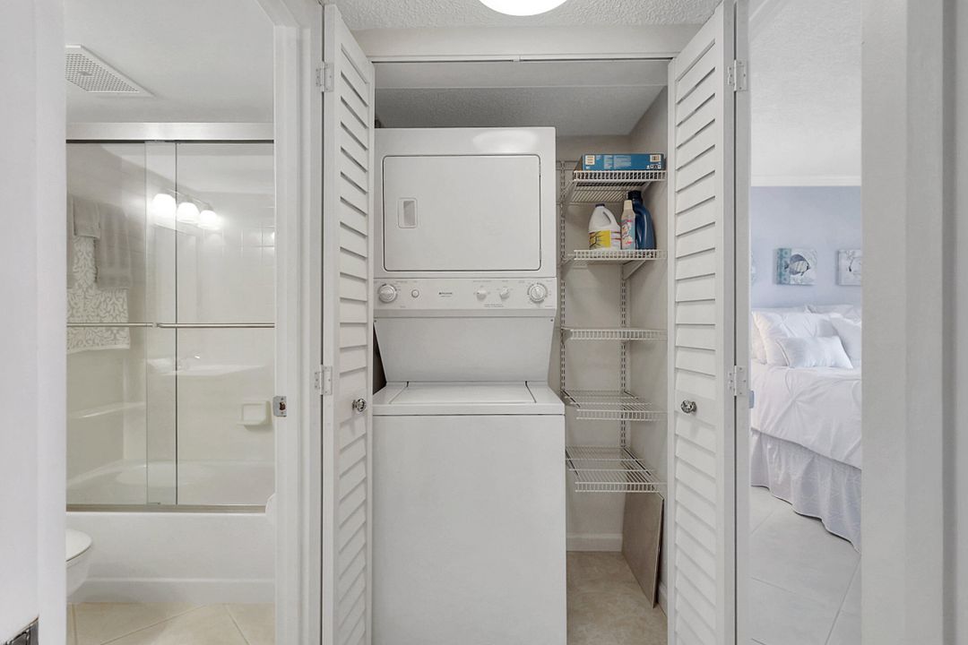 For Rent: $4,500 (2 beds, 2 baths, 1251 Square Feet)