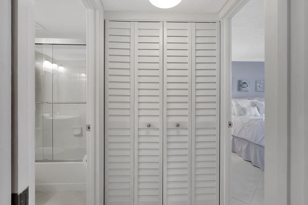 For Rent: $4,500 (2 beds, 2 baths, 1251 Square Feet)