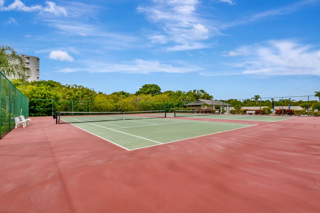 For Rent: $4,500 (2 beds, 2 baths, 1251 Square Feet)