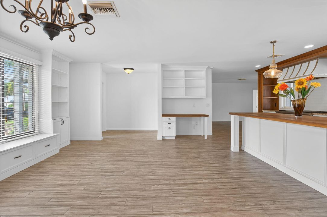 En Venta: $849,000 (3 camas, 2 baños, 1720 Pies cuadrados)