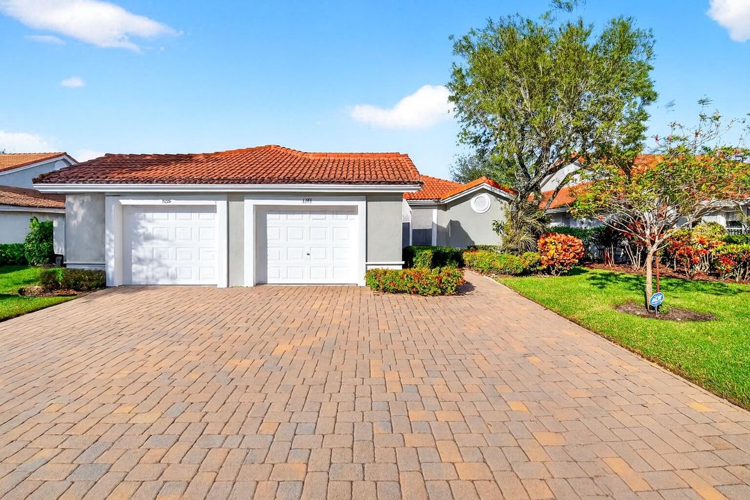 For Sale: $315,000 (3 beds, 2 baths, 1722 Square Feet)