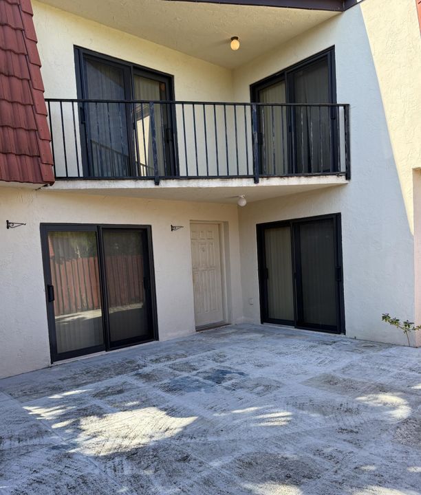 En Venta: $245,000 (2 camas, 2 baños, 1218 Pies cuadrados)