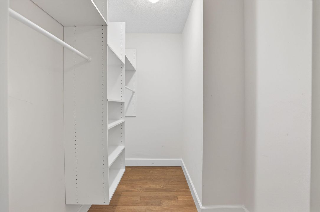 En Venta: $849,000 (3 camas, 2 baños, 1720 Pies cuadrados)