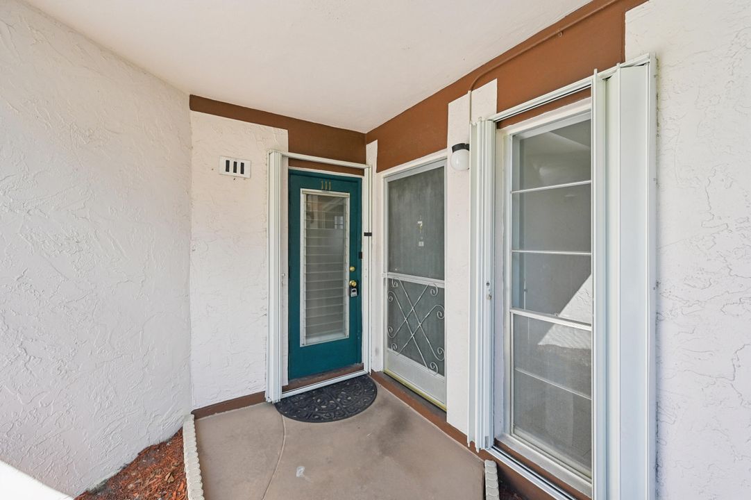 For Sale: $174,999 (2 beds, 2 baths, 1080 Square Feet)