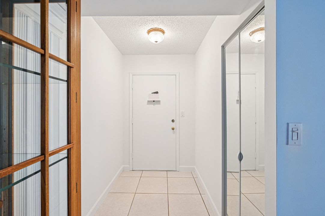 For Sale: $174,999 (2 beds, 2 baths, 1080 Square Feet)