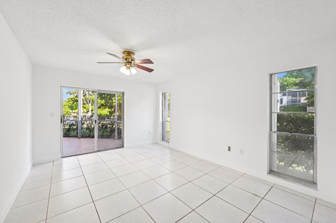 For Sale: $174,999 (2 beds, 2 baths, 1080 Square Feet)