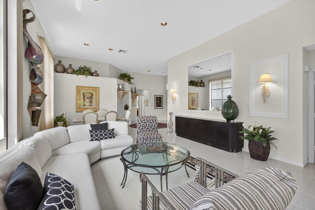 En Renta: $8,750 (3 camas, 2 baños, 1995 Pies cuadrados)