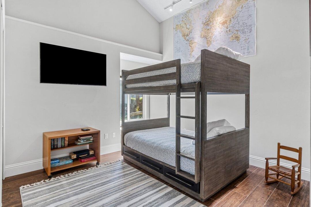 В аренду: $6,500 (3 спален, 2 ванн, 1889 Квадратных фут)