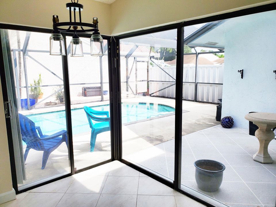 En Renta: $4,600 (4 camas, 2 baños, 2035 Pies cuadrados)